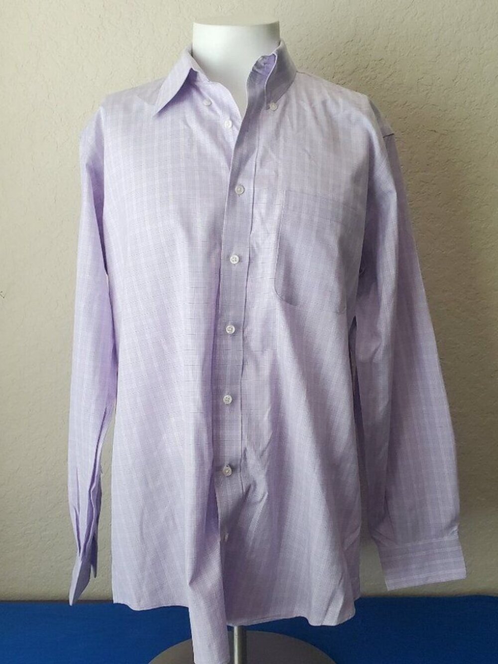 16.5 34/35 Kirkland Signature Men’s Traditional Fit Dress Shirt